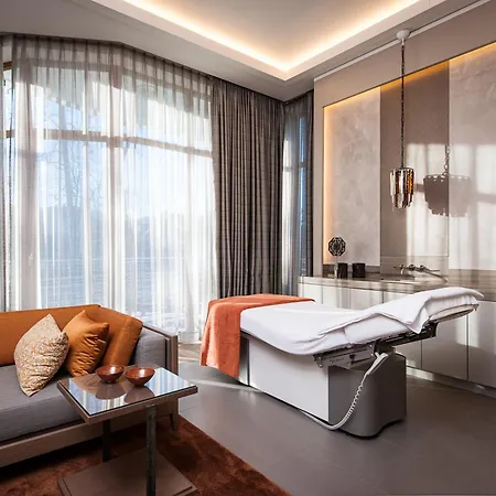 Althoff Seehotel Ueberfahrt Hotel Rottach-Egern