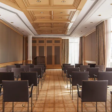 Althoff Seehotel Ueberfahrt Hotell