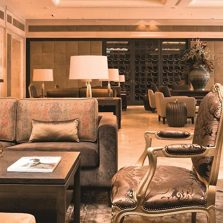 厄贝法赫特阿尔特霍夫海景酒店