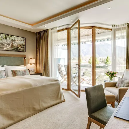 알트호프 제호텔 위베르파르트 5*