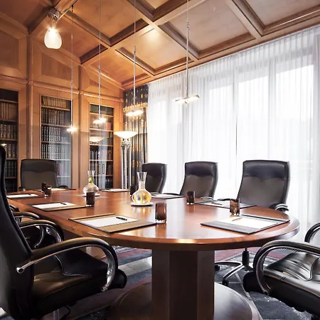 호텔 알트호프 제호텔 위베르파르트 Rotta